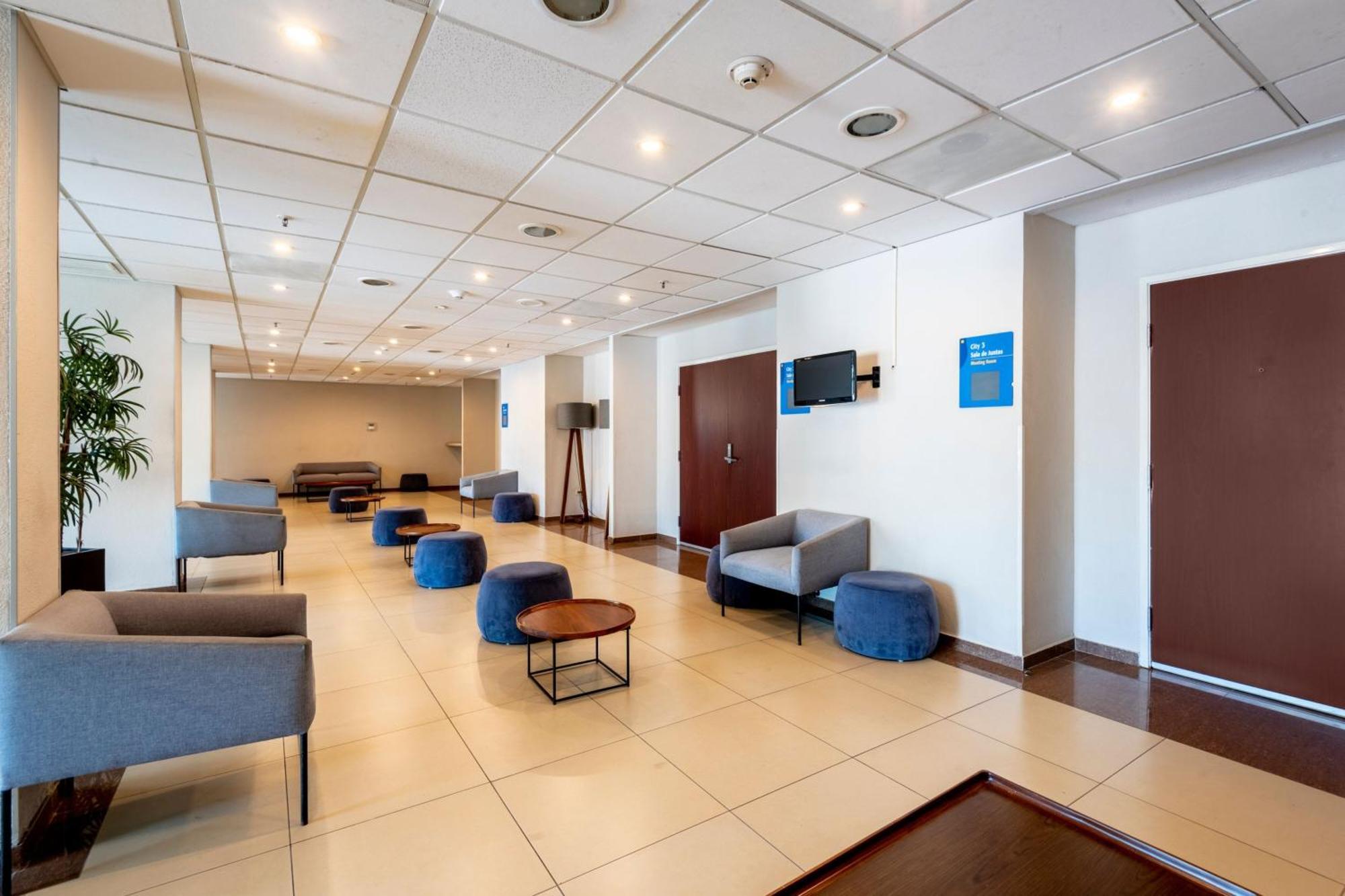 City Express By Marriott Ciudad Del Carmen Exterior photo